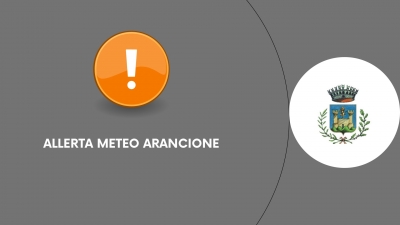 scritta allerta meteo e immagine di nuvola con fulmine